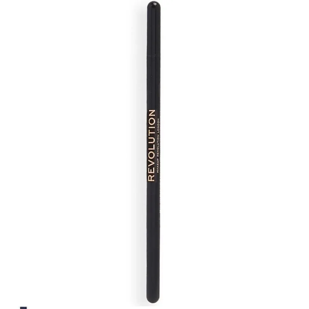 Makeup Revolution color blue